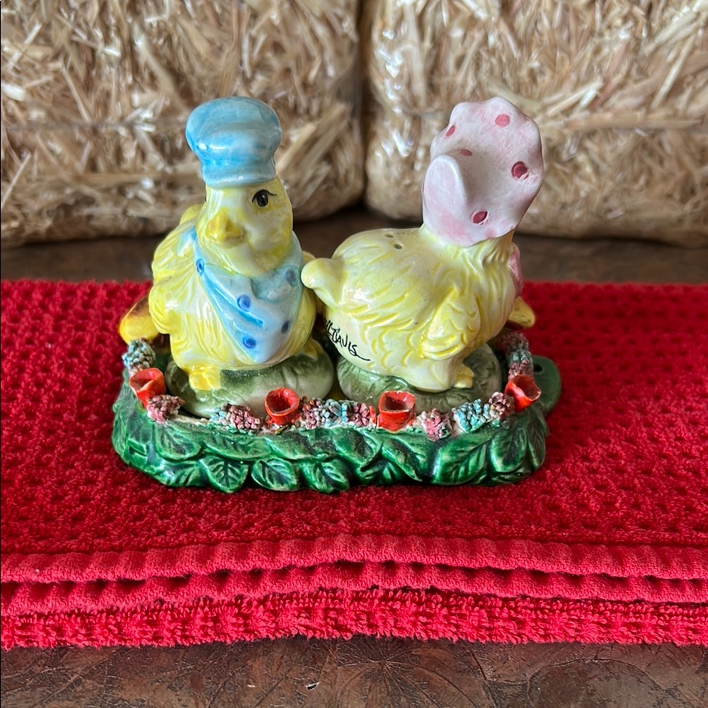 Lowell Davis Schmid Vintage Little Peeps Salt And Pepper Shakers
